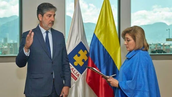 Mancera nombró a Hernando Toro como vicefiscal encargado