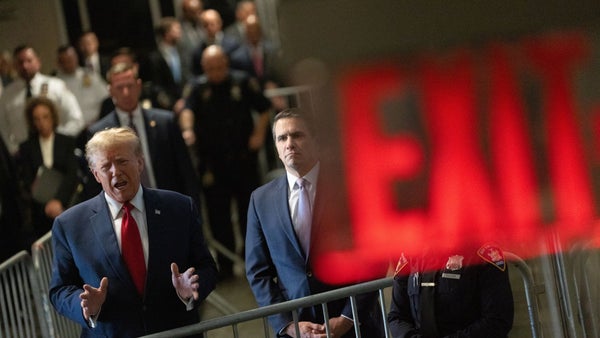 El silencio de Stormy Daniels lleva a Donald Trump a juicio el 25 de marzo