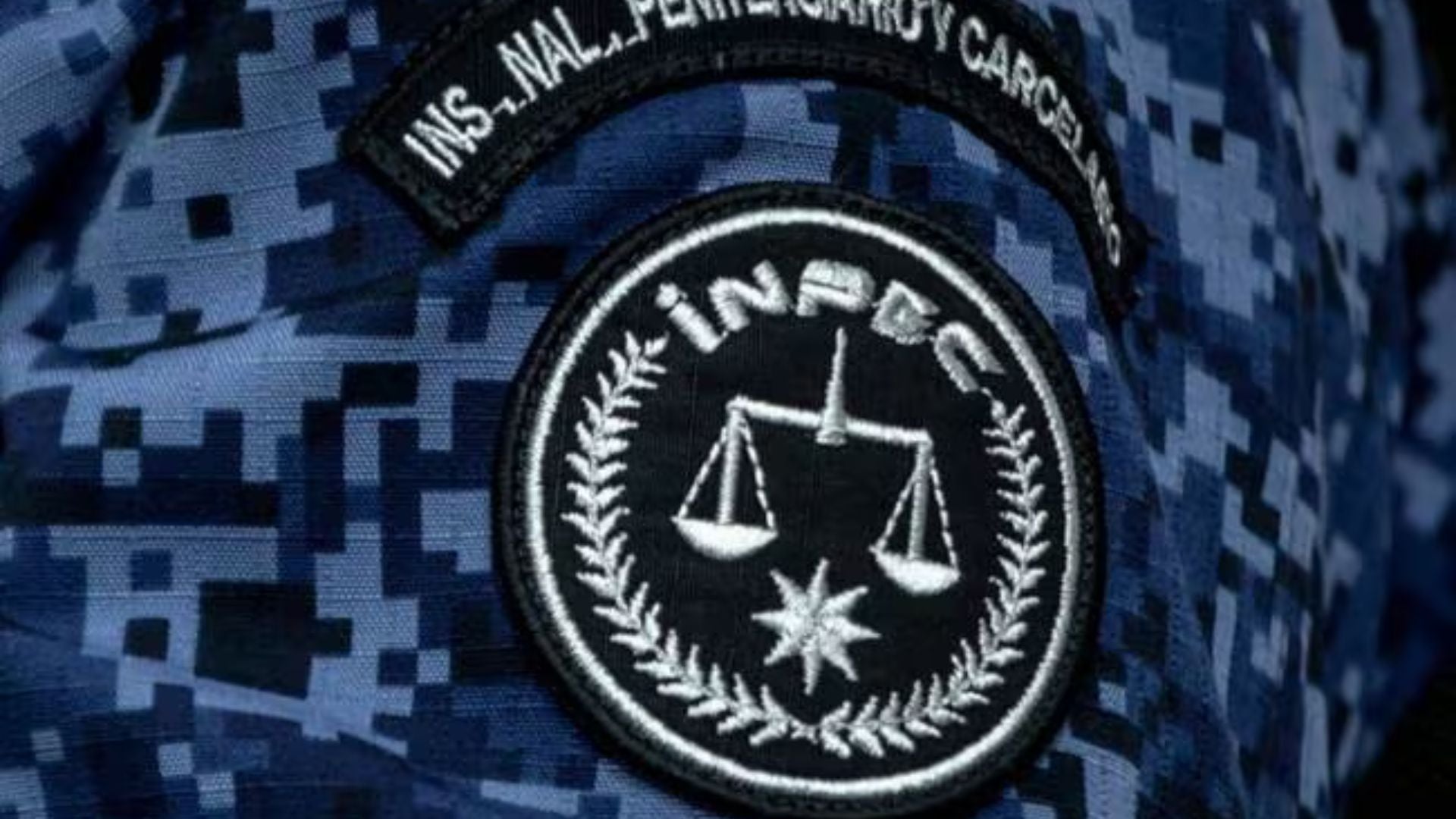 Inpec emboscada//inpec//popayan//panamericana//cali//muertos//guardianes//disparos//camioneta//revista alternativa//revista semana