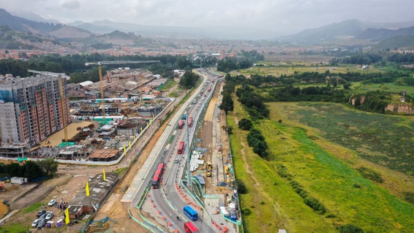 Director del IDU: "Se necesitan dos billones de pesos para culminar obras" Director del IDU: "Se necesitan dos billones de pesos para culminar obras"