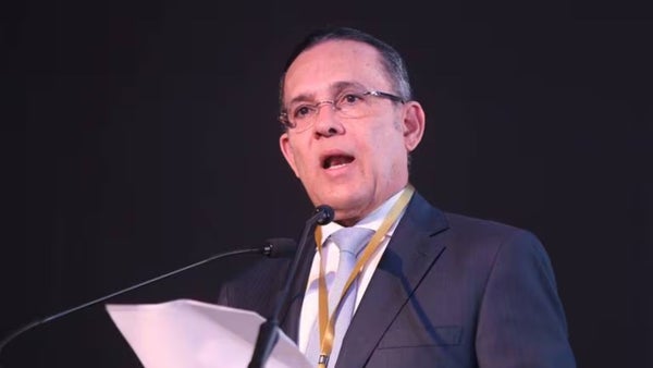 Efraín Cepeda renunció a la presidencia del Partido Conservador Efraín Cepeda renunció a la presidencia del Partido Conservador