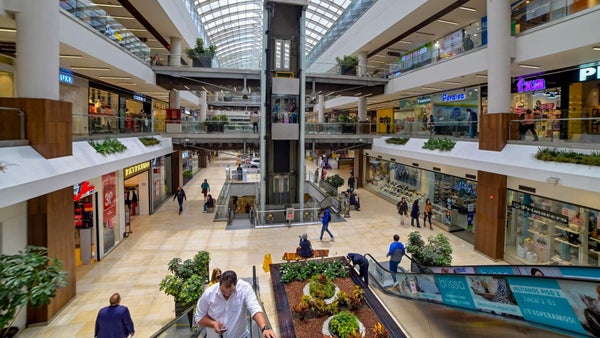 Producción real de la industria manufacturera en Colombia cae un 4,3 % en enero de 2024