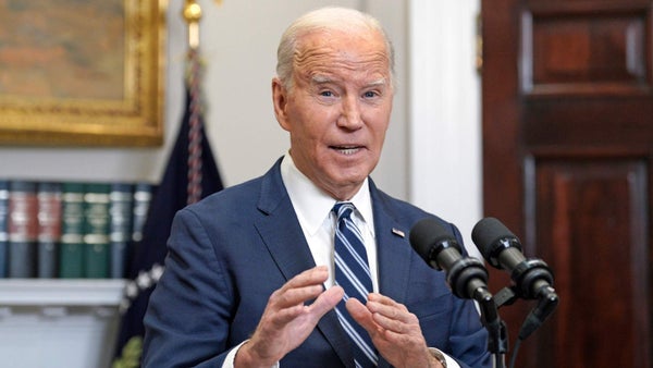 Biden da su apoyo a Netanyahu tras un ataque "sin precedente" y buscará respuesta del G7