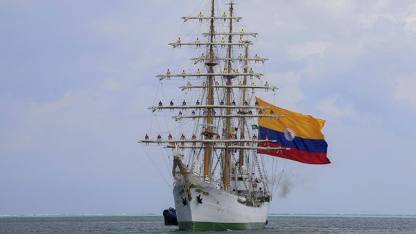 El Buque Escuela Gloria zarpa como embajador de Colombia hacia Estados Unidos y Europa