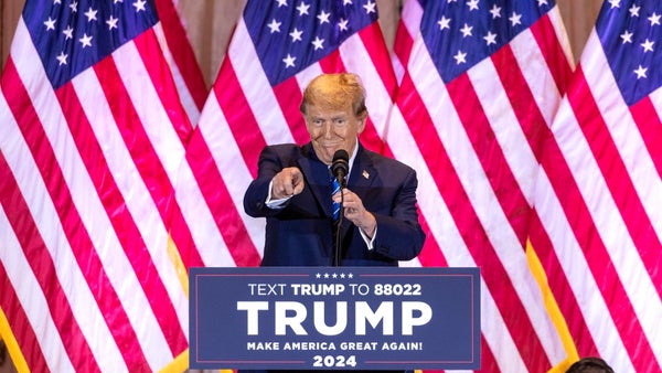 Trump gana las primarias en Washington y logra matemáticamente la candidatura republicana a la Presidencia de EEUU