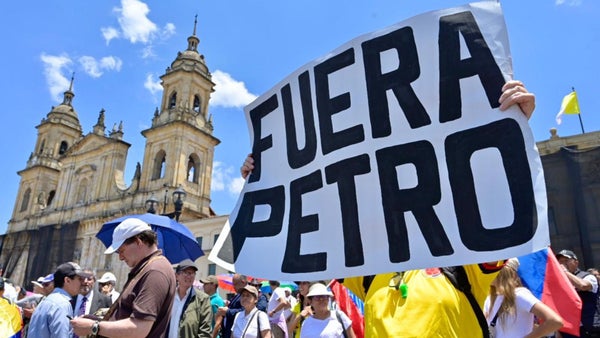 En vivo: marchas contra el Gobierno Petro