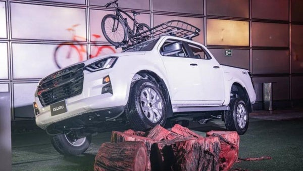 ISUZU presenta oficialmente su nueva Pickup Truck en Colombia ISUZU presenta oficialmente su nueva Pickup Truck en Colombia