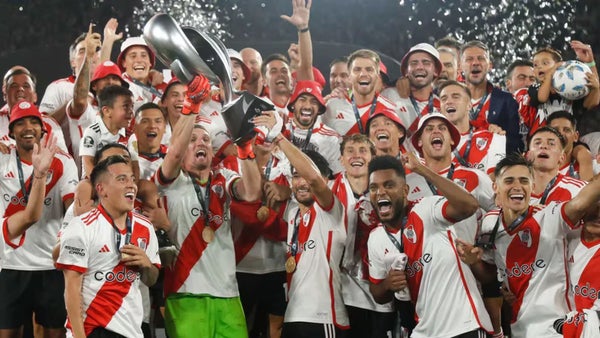 Franco Armani ingresa al Top 5 de los arqueros más ganadores de la historia