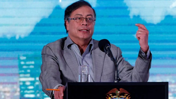 Petro rechaza intimidaciones contra opositores: "En mi gobierno no habrá persecución"