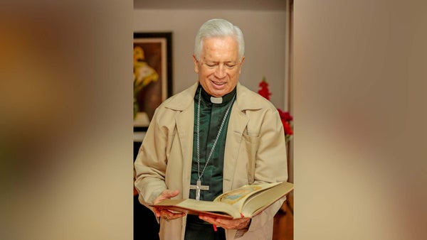 “Al gobierno de Petro le falta estrategia”: Monseñor Monsalve