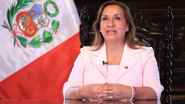 La Fiscalía de Perú inicia una investigación contra Dina Boluarte por presunta corrupción