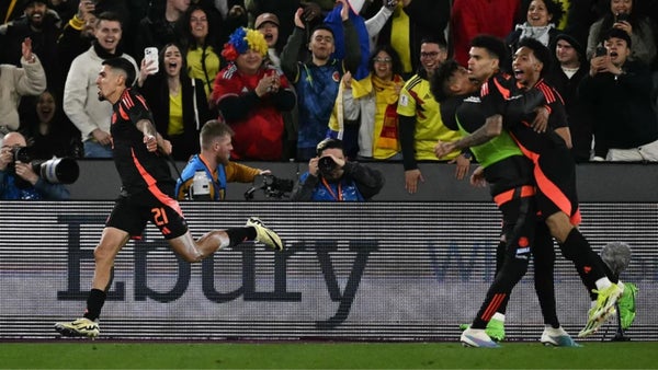 La Selección Colombia ratificó su invicto venciendo a España