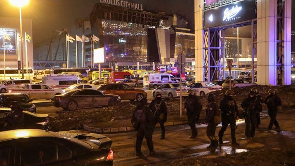 Muertos tras el tiroteo en salón de conciertos cerca a Moscú suben a 60