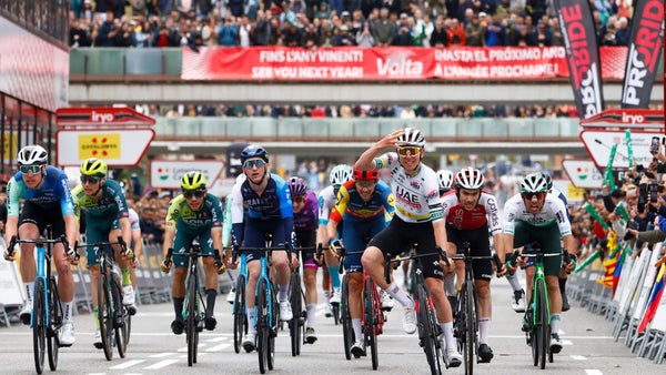 Pogacar conquista la montaña en una etapa inolvidable