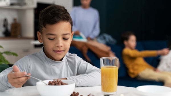 El ayuno intermitente de las redes sociales puede dañar la salud de tus hijos