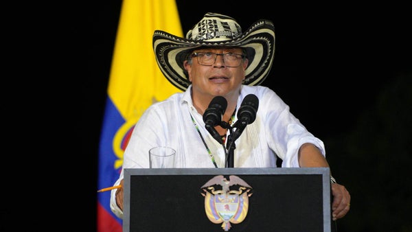 El presidente aseguró que el hundimiento de su reforma a la salud estuvo viciado El presidente aseguró que el hundimiento de su reforma a la salud estuvo viciado