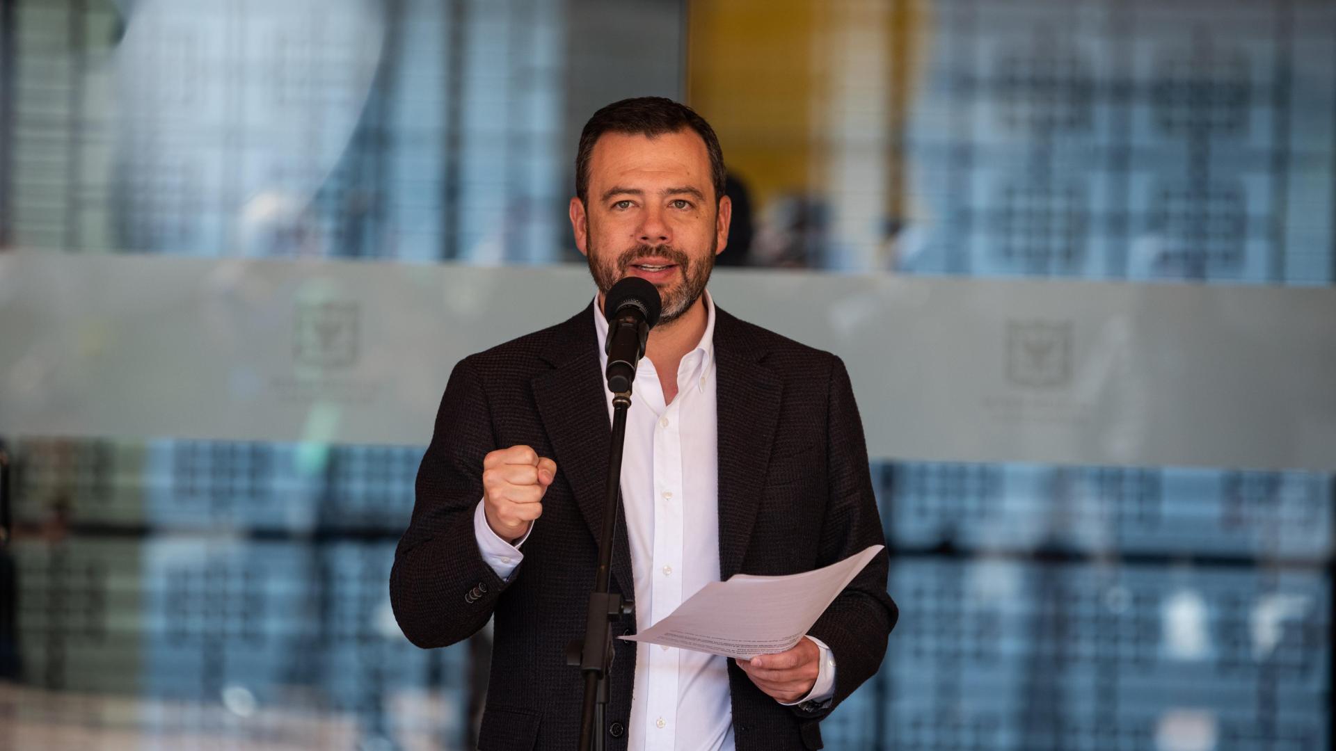 Carlos Fernando Galan - medidas ahorro de agua 1