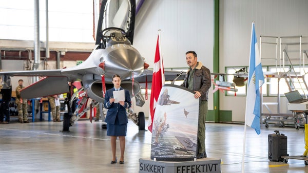 Milei se fue de compras a Dinamarca y adquirió 24 aviones militares F-16