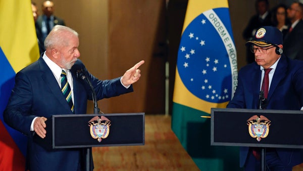 Petro y Lula vuelven a pedirle a Maduro que muestre las actas de votación