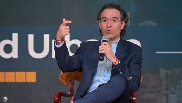 Ordenan arresto del alcalde de Medellín por desacato a tutela judicial