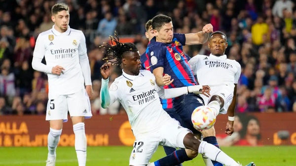 Un clásico decisivo: Madrid encaminado al título y Barcelona a salvar la temporada