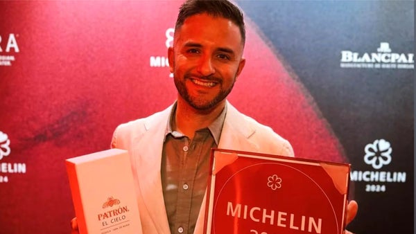 El chef Juan Manuel Barrientos, volvió a ganar otra estrella Michelin con su restaurante El Cielo Miami