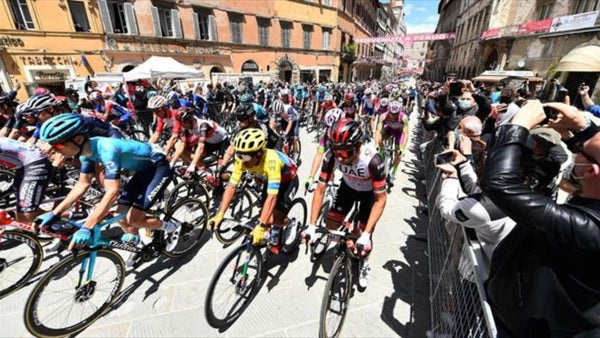 Colombianos listos para el Giro de Italia 2024