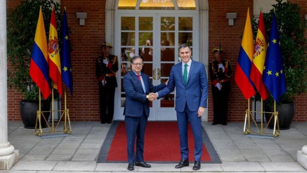 Petro sobre crisis en España: La "máquina del fango" de la extrema derecha española ha buscado destruir a Sánchez