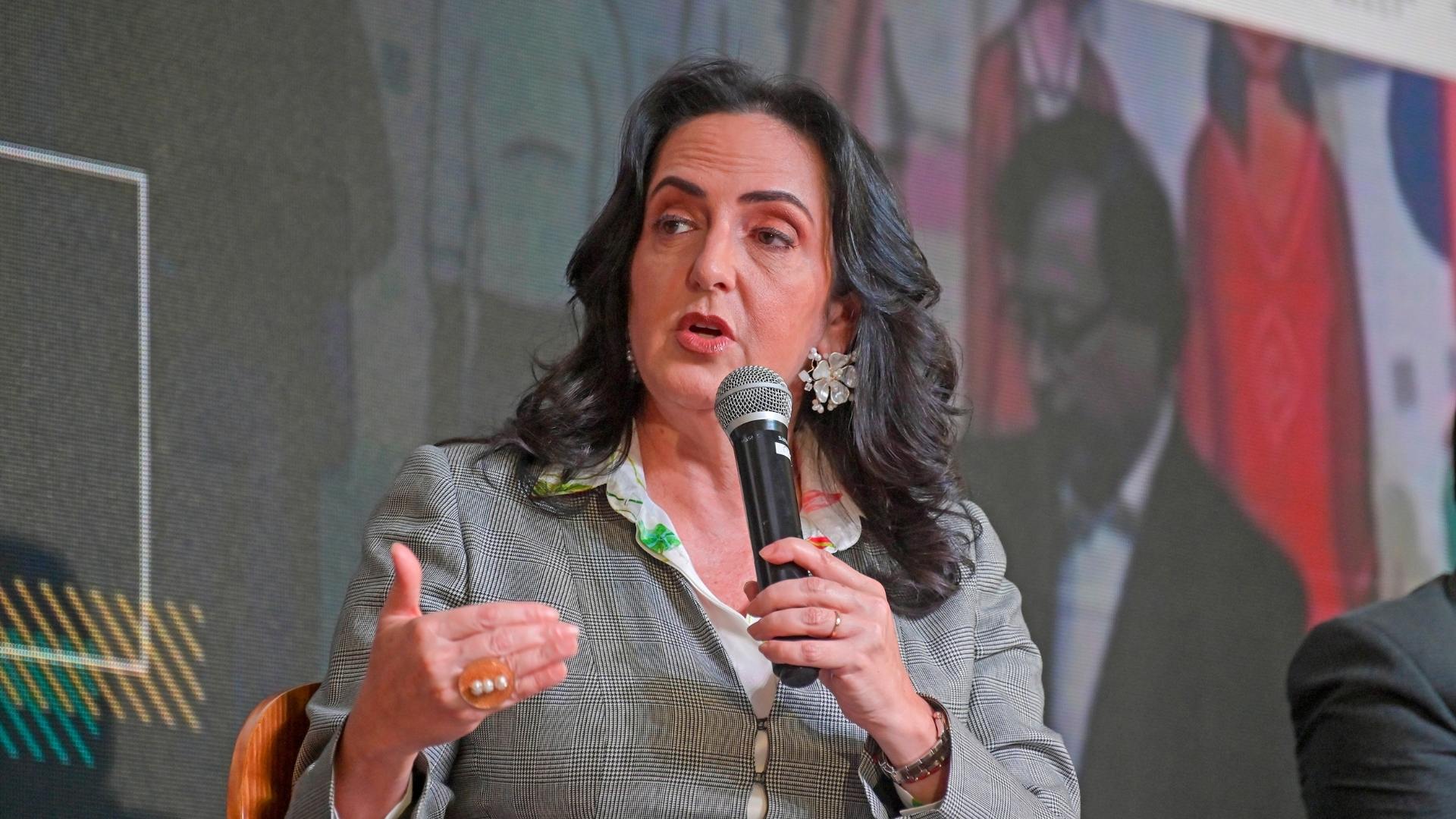 MariaFernandaCabal Maria Fernanda Cabal - Revista Alternativa / Noticias Caracol / RCN / WRadio / Caracol Radio / Redmas / lafm / Revista Semana / Infobae