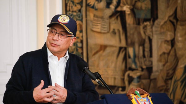 Presidentes y líderes de izquierda celebran la liberación de Julian Assange: Petro lo felicitó Presidentes y líderes de izquierda celebran la liberación de Julian Assange: Petro lo felicitó