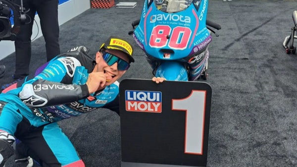 David Alonso se queda con el GP de Francia de Moto3: ganador y exhibición de velocidad David Alonso se queda con el GP de Francia de Moto3: ganador y exhibición de velocidad