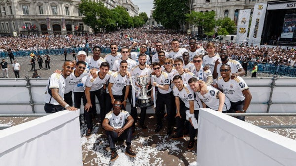 La 'Casa Blanca ' celebra La Liga con la promesa de la 15ª ‘Champions’