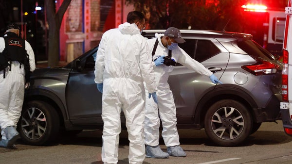 Periodistas denuncian agresiones de policías cuando cubrían la noticia del asesinato de Élmer Fernández