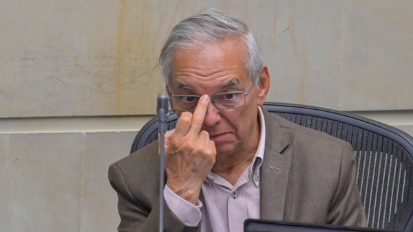 Ministerio de Hacienda congela ejecución presupuestaria en entidades y organismos estatales