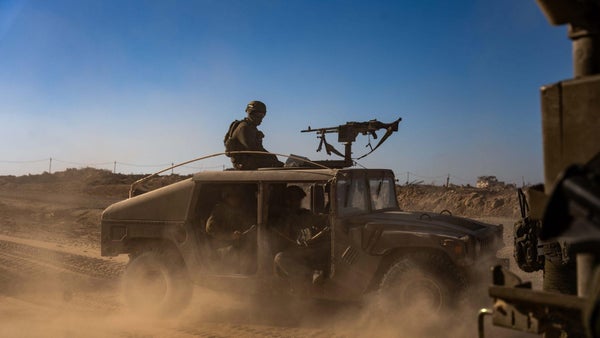 Al menos cuatro muertos en un bombardeo israelí contra una vivienda en el sur del Líbano