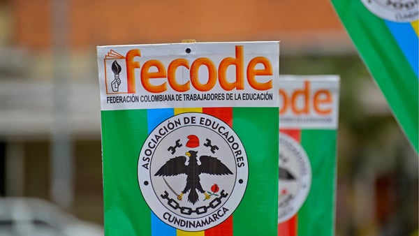 Fecode suspende el paro de maestros tras hundimiento de ley estaturaria de educación