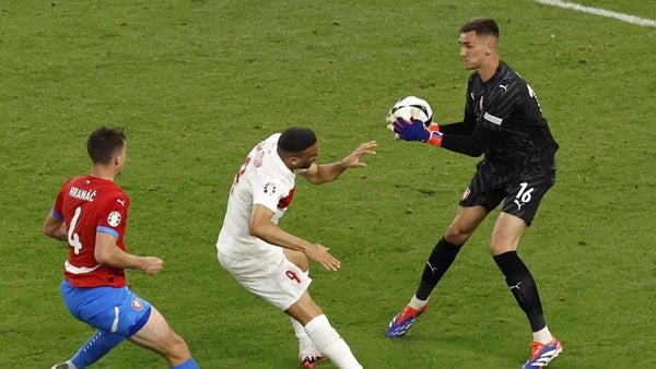 Turquía se lleva un duelo intenso, queda segunda del Grupo F y apea a Chequia de la EURO Turquía se lleva un duelo intenso, queda segunda del Grupo F y apea a Chequia de la EURO