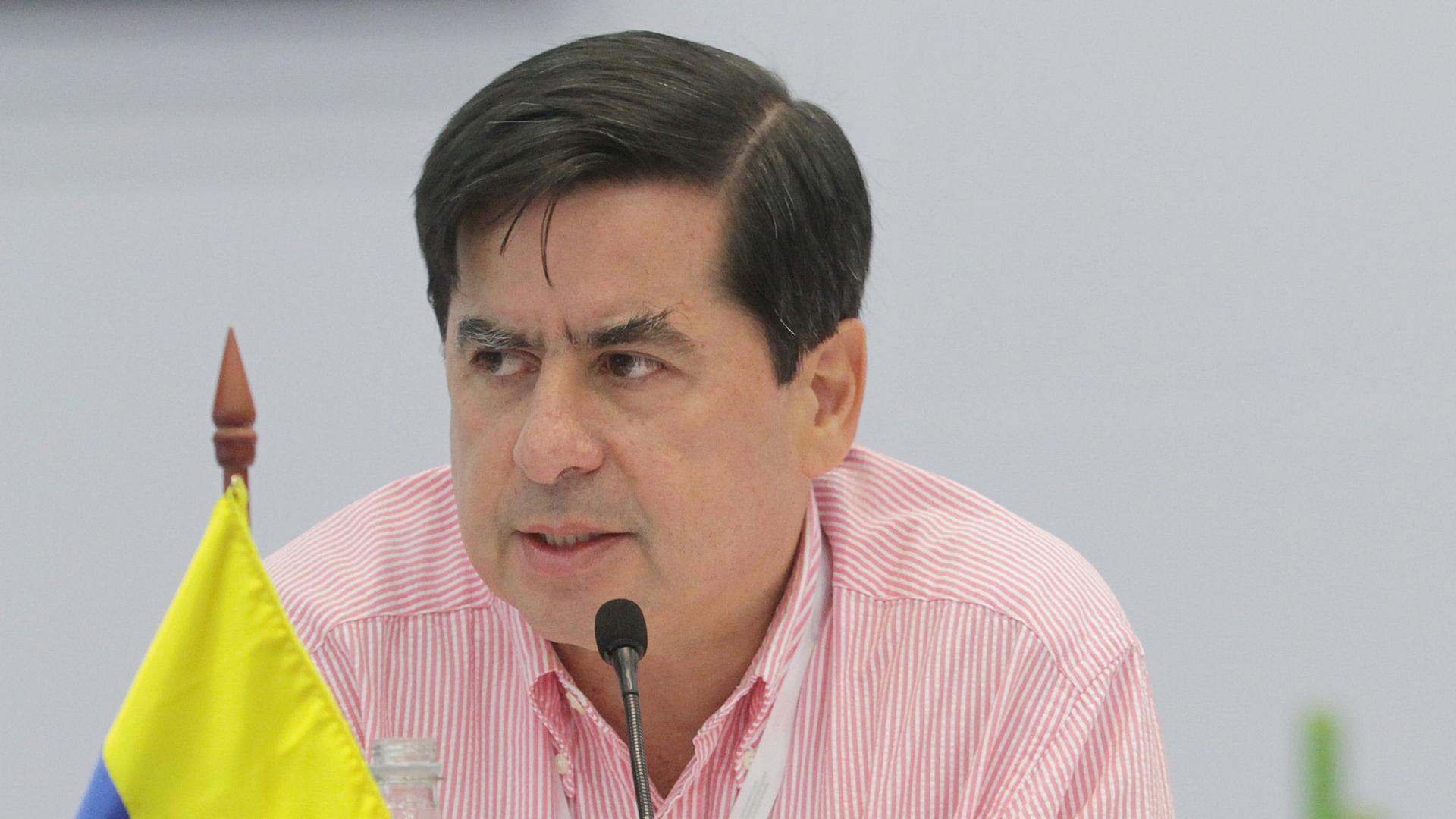 Juan Fernando Cristo 8