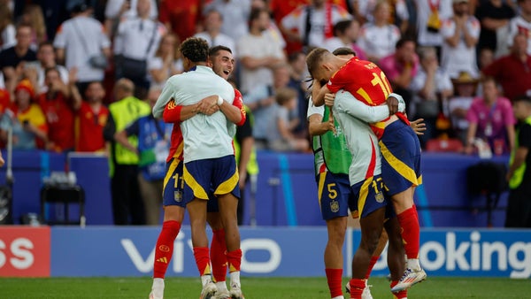 Mikel Merino mete a España en semifinales de la Eurocopa Mikel Merino mete a España en semifinales de la Eurocopa