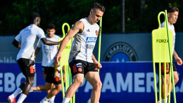 La Selección Colombia hace el último entrenamiento antes de la semifinal de hoy contra Uruguay La Selección Colombia hace el último entrenamiento antes de la semifinal de hoy contra Uruguay