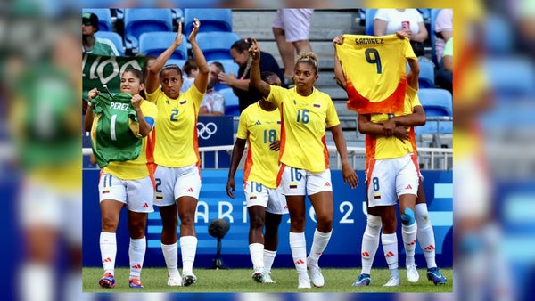 ¡Histórico Triunfo! La Selección Colombia femenina gana su primer partido en los Juegos Olímpicos