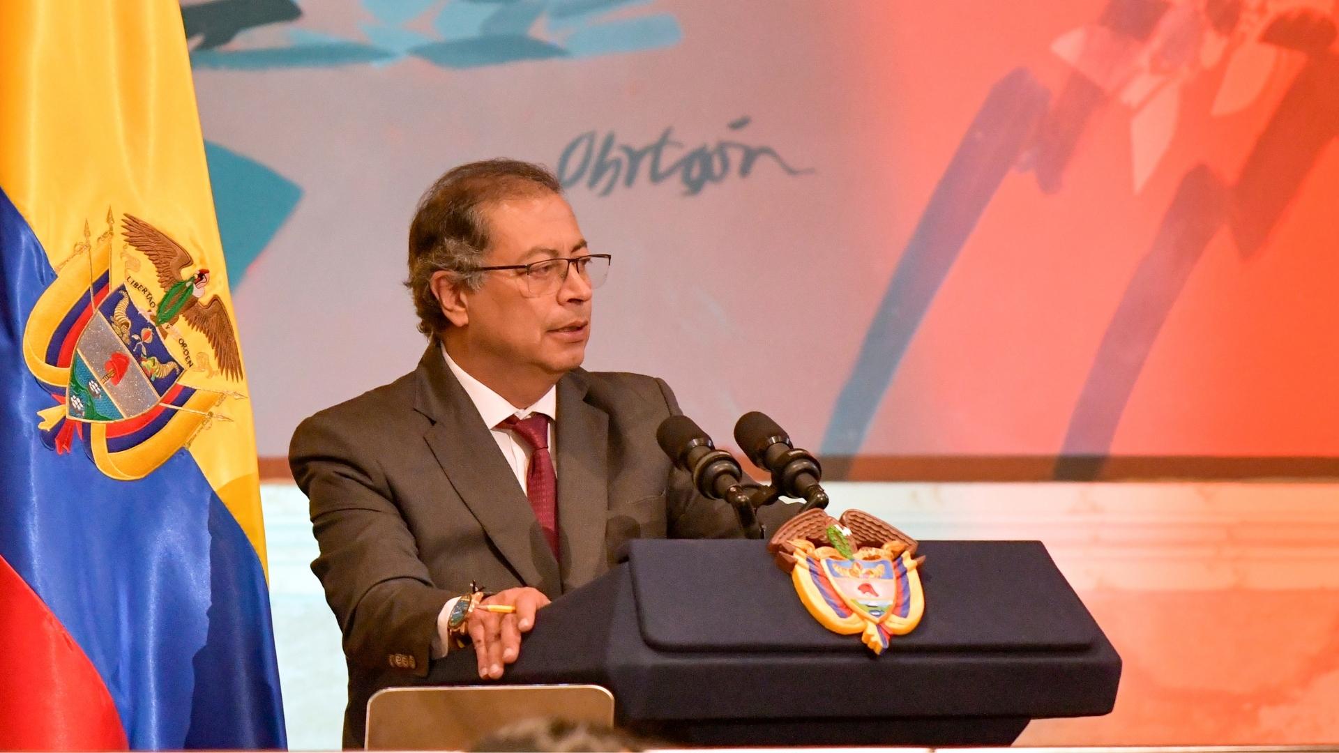 Gustavo Petro/ Presidente de Colombia/ Colombia/ Revista Alternativa