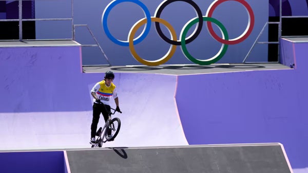 Queen Saray Villegas está en la final del BMX Freestyle de los Juegos Olímpicos París 2024