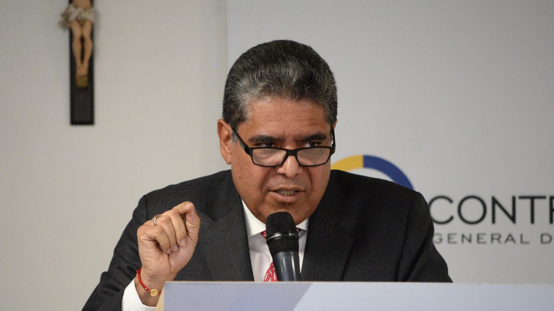 Carlos Hernán Rodríquez, contralor general. Petróleo / gas / agotan / reformas tributarias / Revista Alternativa / Noticias Caracol / RCN / Redmas / Revista Semana / Pulzo / Infobae / Lafm