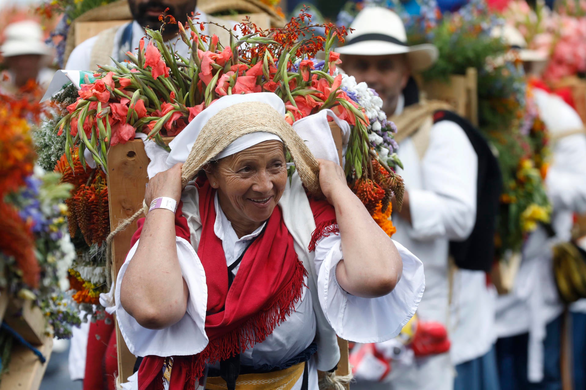Medellin//desfile silleteros//feria de flores//revista alternativa// Colombia