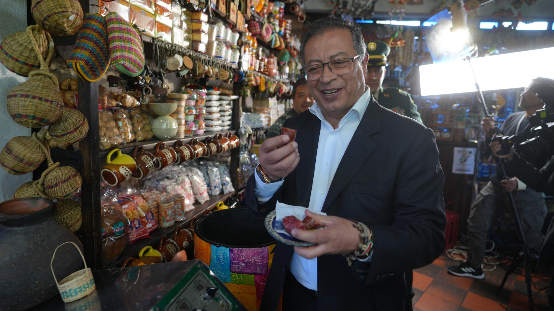 Gustavo Petro//Presidente de Colombia//Revista Alternativa//Colombia