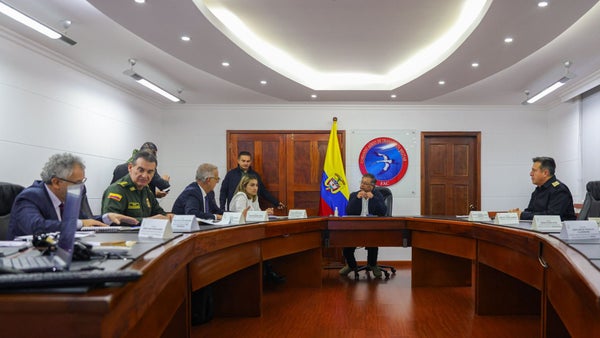 Casa de Nariño ordena reforzar seguridad de Corte Suprema ante alerta de atentado Casa de Nariño ordena reforzar seguridad de Corte Suprema ante alerta de atentado