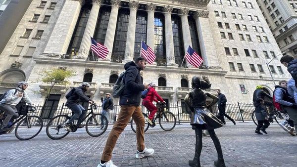 PIB de EE.UU. sube al 3% en el segundo trimestre tras revisión