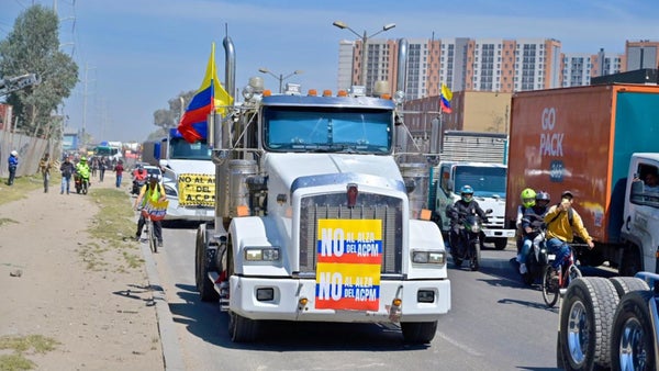 El paro camionero pone a "caminar" la inflación en Colombia El paro camionero pone a "caminar" la inflación en Colombia
