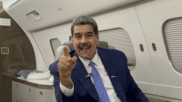 EE.UU. confisca avión de Nicolás Maduro, ¿movida electoral de Biden?